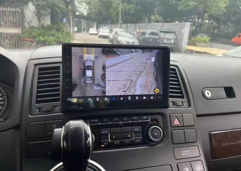 9" QLED Android Head Unit for Volkswagen Transporter T5 Multivan Caravelle California 2003-2015 Wireless CarPlay Android Auto GPS Navigation Car Stereo