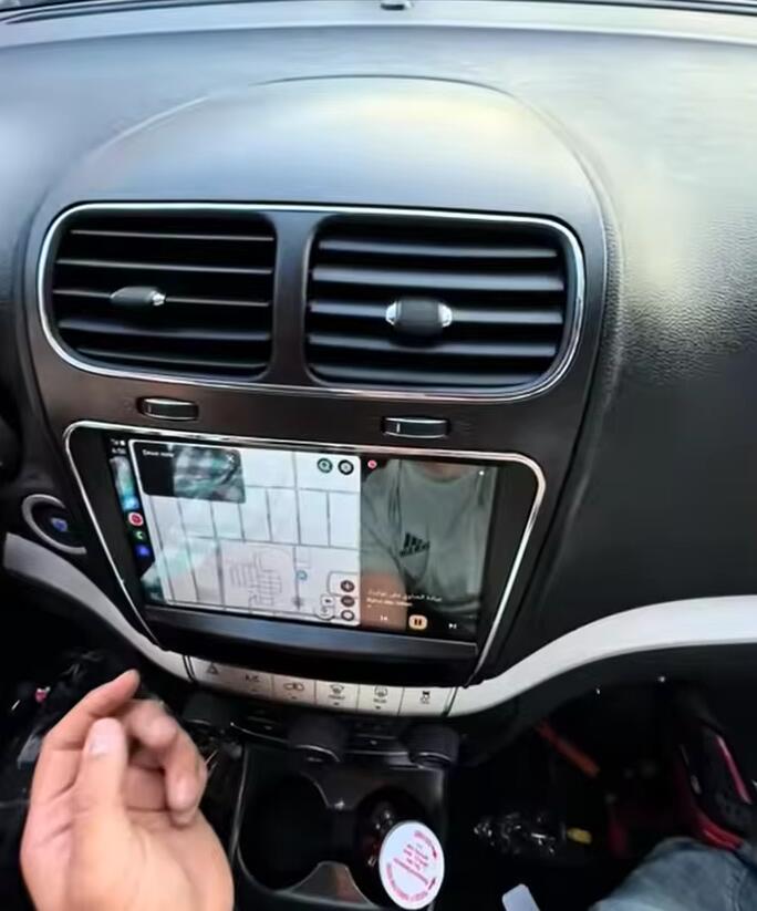 9" QLED 2K Touch Screen Android CarPlay Head Unit Radio Upgrade for 2011-2020 Dodge Journey, Fiat Freemont & Lancia Freemont – Plug-and-Play OEM Replacement
