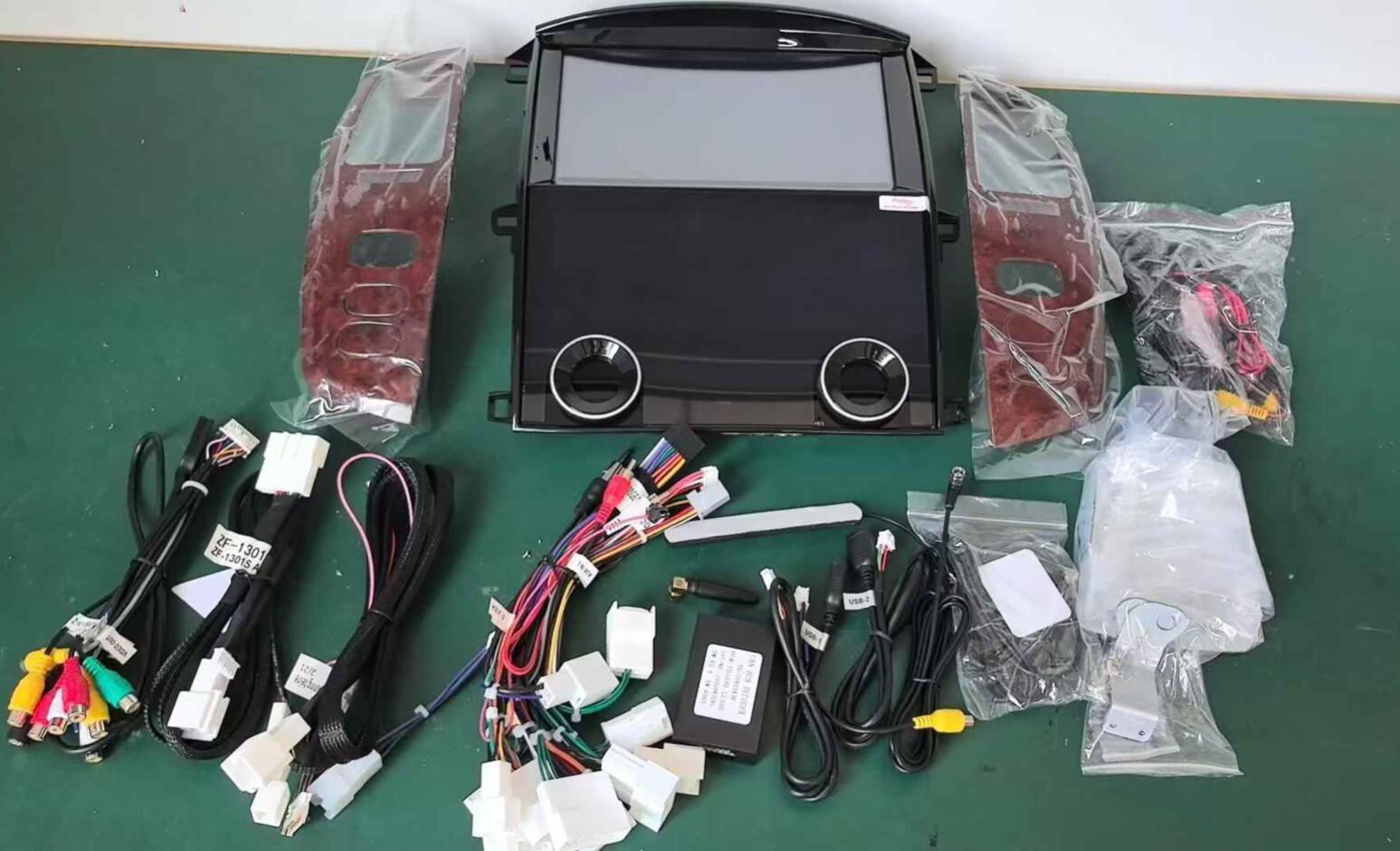 2003-2007 Toyota Land Cruiser LC100 & Lexus LX470 Dual Screen Android Head Unit - 20" Touchscreen with Digital AC Climate Control